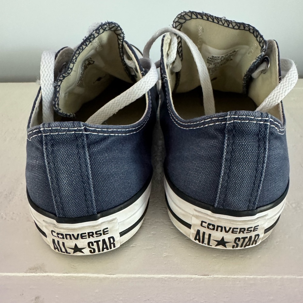 Converse All Star Dark Blue Chucks size 9 Women’s /7 Men’s - Picture 4 of 7